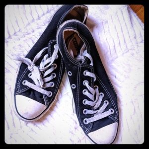 ❌SOLD❌ Black Converse
